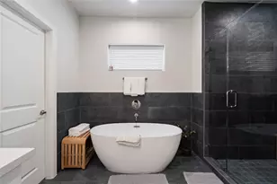 3925 Willowbend Pt Dr, Houston, TX 77025 - Photo 25