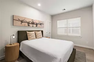 3925 Willowbend Pt Dr, Houston, TX 77025 - Photo 33