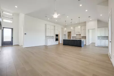 325 Rosalind Circle, Waller, TX 77484 - Photo 11