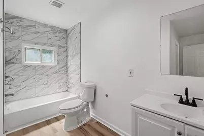 302 Lawrence Street, Tomball, TX 77375 - Photo 19