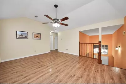 10422 Springland Court, Houston, TX 77065 - Photo 11