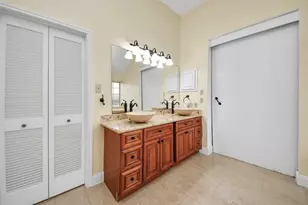 10422 Springland Ct, Houston, TX 77065 - Photo 5
