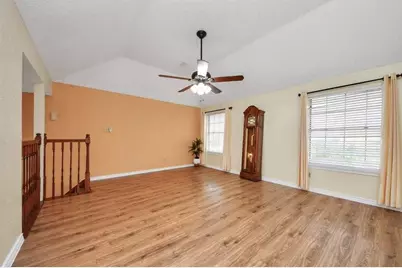 10422 Springland Court, Houston, TX 77065 - Photo 13