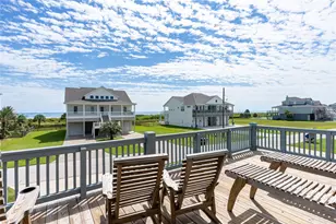 3841 Biscayne Beach Rd, Crystal Beach, TX 77650 - Photo 11