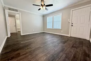 218 W 15th St, Houston, TX 77008 - Photo 13