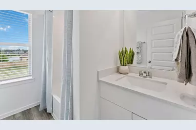 5927 Manning Oaks Street, Houston, TX 77091 - Photo 25