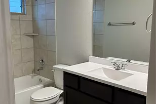 6511 Wenlock Dr, Houston, TX 77048 - Photo 9