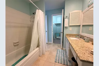 726 Country Place Drive #B, Houston, TX 77079 - Photo 21