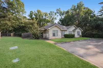 154 Sendero Drive, Huntsville, TX 77340 - Photo 1