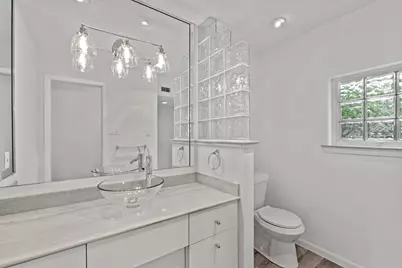 8307 Braesview Lane, Houston, TX 77071 - Photo 25