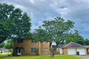 1720 Elm St, Bay City, TX 77414 - Photo 1