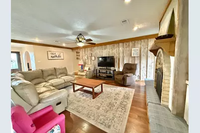 3160 Galewood Lane, Port Neches, TX 77651 - Photo 5