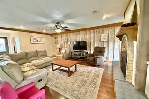 3160 Galewood Ln, Port Neches, TX 77651 - Photo 5