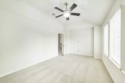 13607 Breakwater Path Loop, Houston, TX 77044 - Photo 27