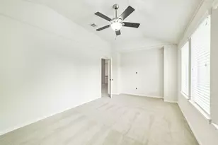 13607 Breakwater Path Loop, Houston, TX 77044 - Photo 27
