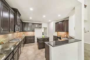 13607 Breakwater Path Loop, Houston, TX 77044 - Photo 11