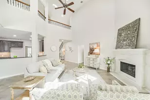 13607 Breakwater Path Loop, Houston, TX 77044 - Photo 7