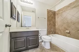13607 Breakwater Path Loop, Houston, TX 77044 - Photo 29