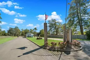 149 Bending Oaks Ln, Livingston, TX 77351 - Photo 1