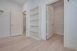 8927 Grovner Pl, Houston, TX 77055 - Photo 25