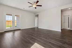 15415 Maple Ter Dr, Conroe, TX 77303 - Photo 9