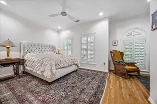 3384 Maroneal St, Houston, TX 77025 - Photo 15