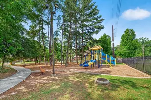 31722 Royal Woods Ct, Conroe, TX 77385 - Photo 49