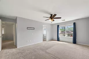 31722 Royal Woods Ct, Conroe, TX 77385 - Photo 23