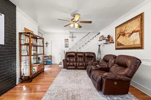 910 Avenue J, Huntsville, TX 77320 - Photo 3
