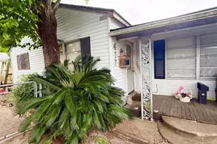 417 S Kansas St, La Porte, TX 77571 - Photo 19