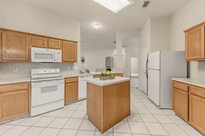 312 Broadmoor Drive, Huntsville, TX 77340 - Photo 13