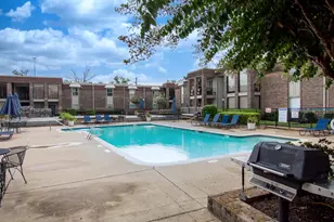 7575 Katy Fwy, Houston, TX 77024 - Photo 31
