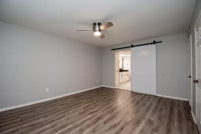 7575 Katy Freeway #92, Houston, TX 77024 - Photo 11