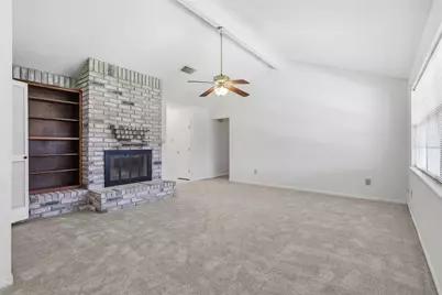 10110 Shell Rock Road, La Porte, TX 77571 - Photo 5