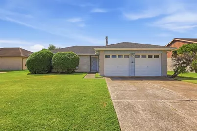10110 Shell Rock Road, La Porte, TX 77571 - Photo 1