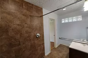 3807 Quiet Pl Dr, Houston, TX 77082 - Photo 15