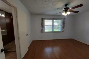 3807 Quiet Pl Dr, Houston, TX 77082 - Photo 9