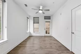 4819 Caroline St, Houston, TX 77004 - Photo 21