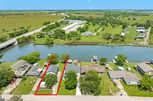 123 County Road 458D Dr, Angleton, TX 77515 - Photo 7