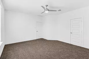 4117 Hidden Autumn Ln, League City, TX 77573 - Photo 5