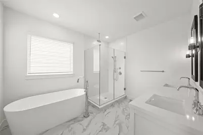 2311 Via Cami Lane, Houston, TX 77051 - Photo 11