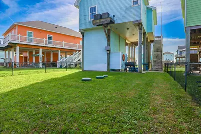 1819 N Pompano Ln, Crystal Beach, TX 77650 - Photo 39
