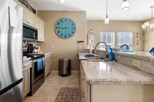 1819 N Pompano Ln, Crystal Beach, TX 77650 - Photo 15