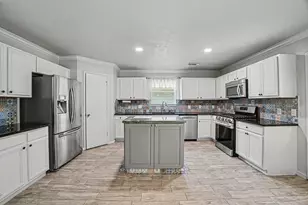 25338 Barmby Dr, Tomball, TX 77375 - Photo 11