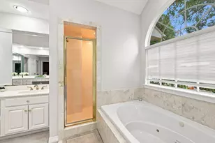 5571 Beverly Hill St, Houston, TX 77056 - Photo 21
