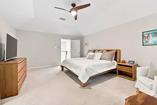5571 Beverly Hill St, Houston, TX 77056 - Photo 17