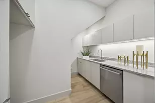 2129 Quenby St, Houston, TX 77005 - Photo 19
