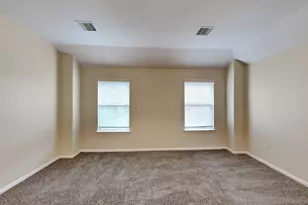 8670 Chaletford Dr, Houston, TX 77044 - Photo 7