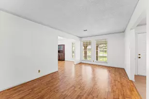 6119 Yarwell Dr, Houston, TX 77096 - Photo 7