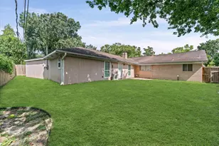 6119 Yarwell Dr, Houston, TX 77096 - Photo 33